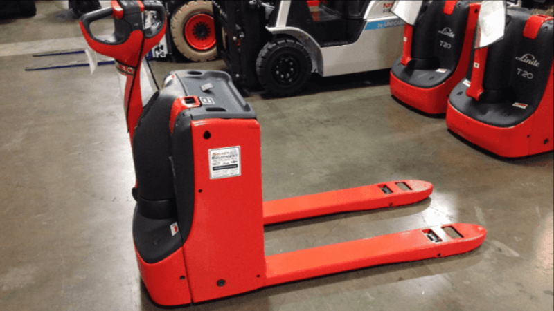 Warehouse Goals: An Electric Forklift Rental in Los Angeles