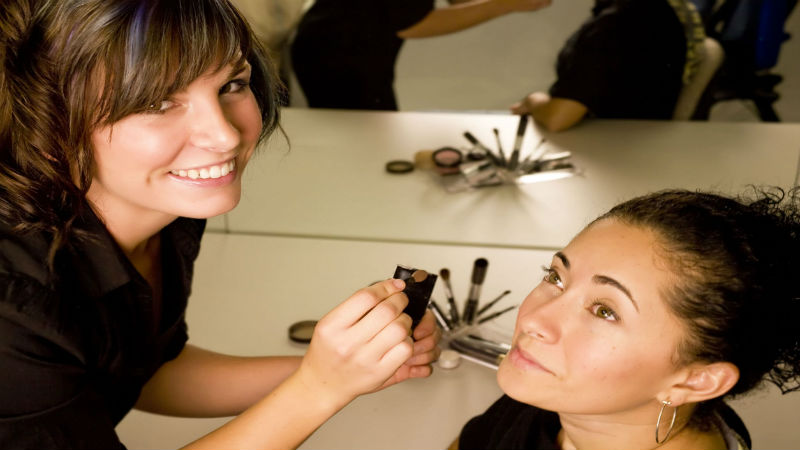 Take Your Makeup Skills to the Next Level in Dallas Advanced Classes