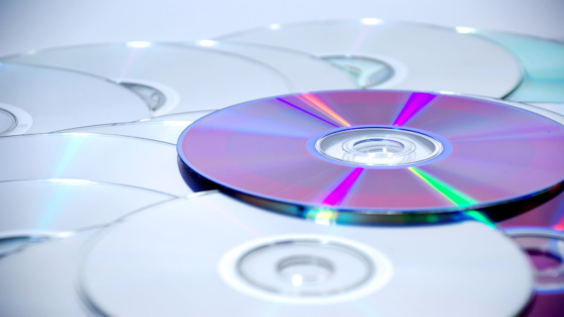 What Is CD Duplication Vs. Replication?