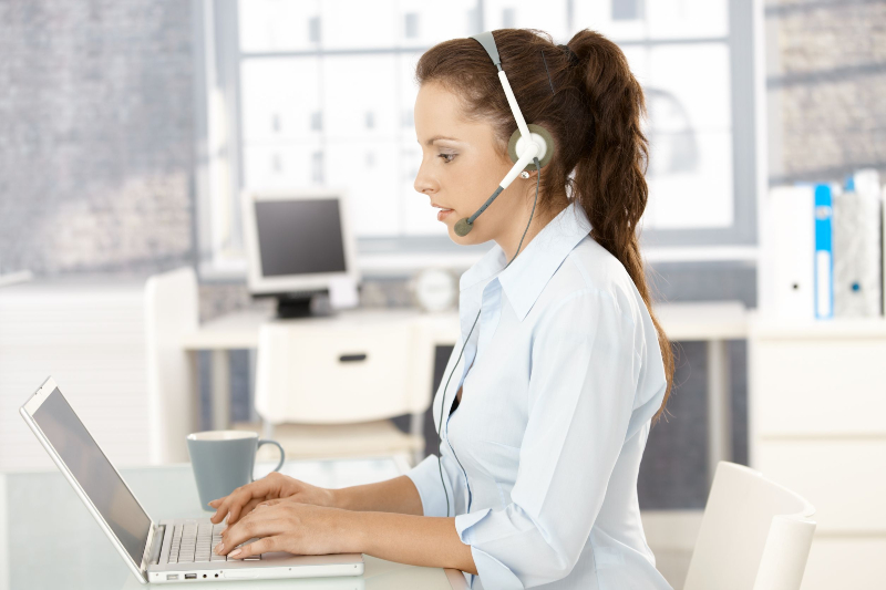 Investing in Your Future: 4 Benefits of Call Center Certifications