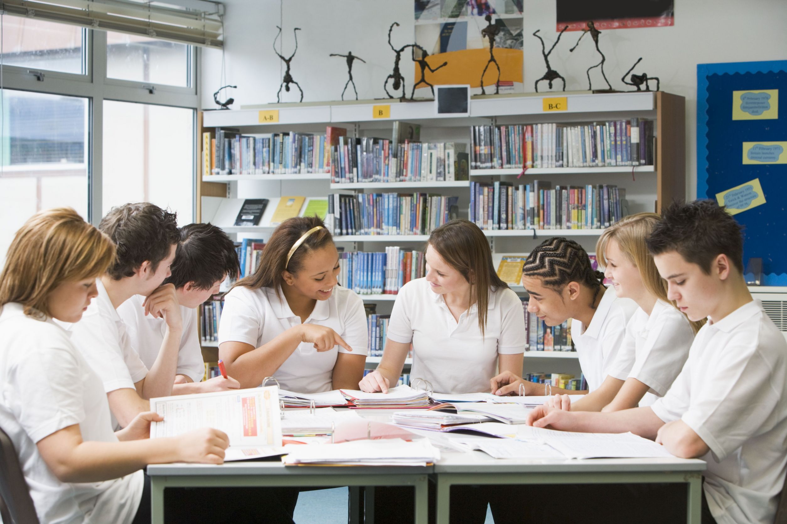 Strengthen Your Teaching Techniques with an Art Teacher Education Program in Chicago