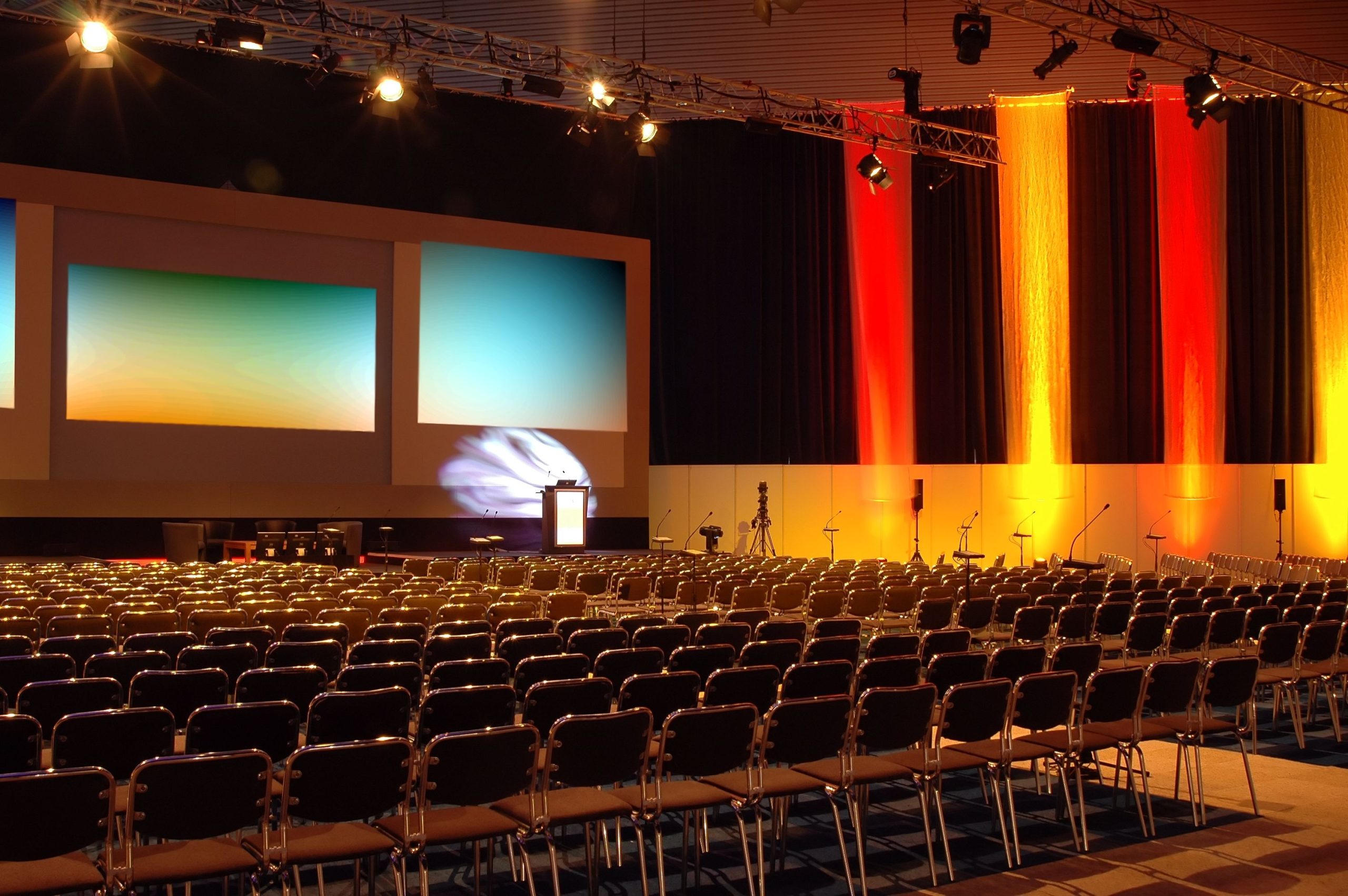 Truss Rental in Los Angeles: A Reliable Choice for Creative Event Staging