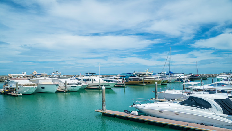 Find Your Perfect Getaway by Booking a Yacht Charter in Miami, FL for Relaxation and Fun