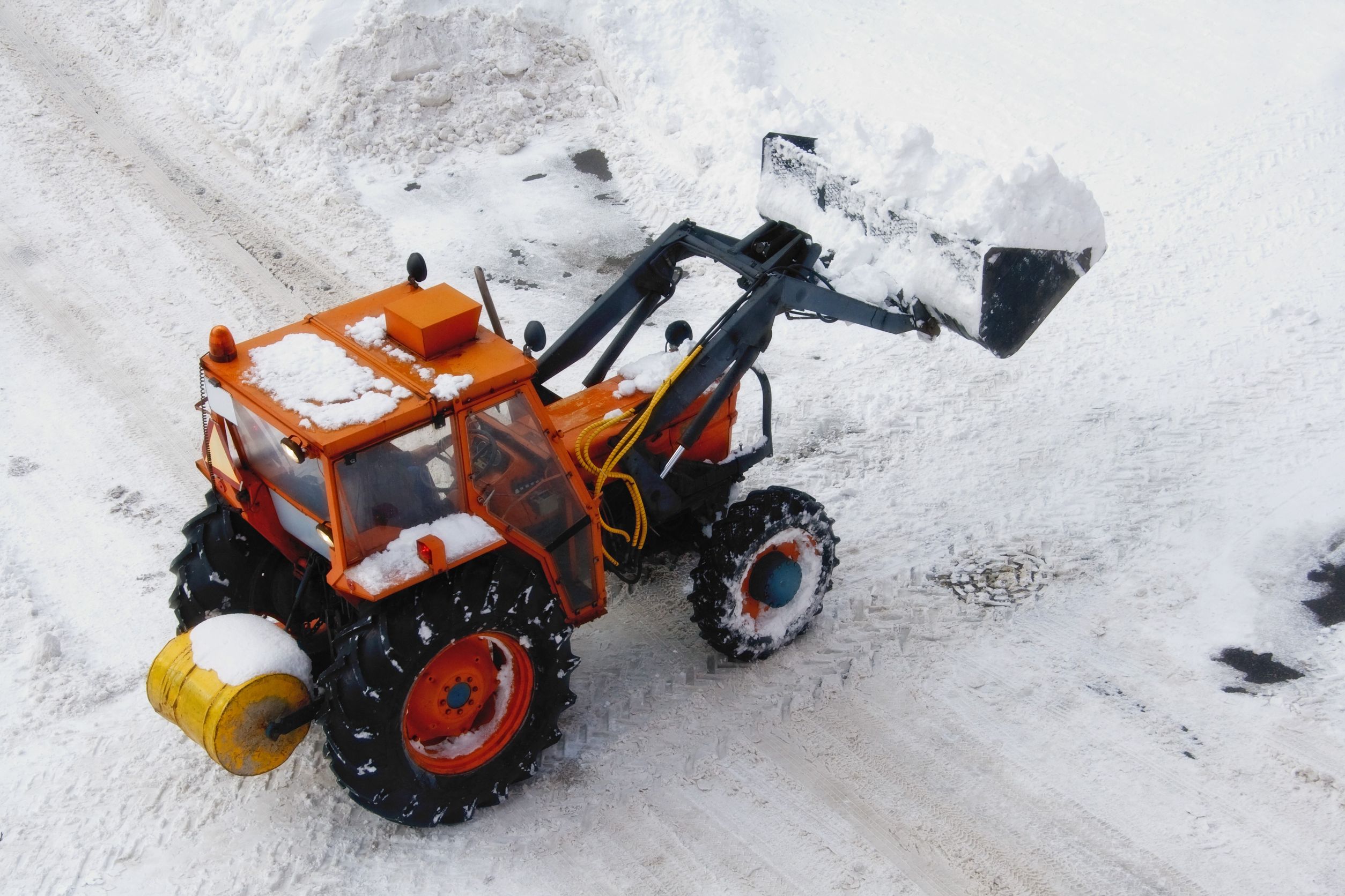 How Reliable Snow Removal Services New York NY Prevent Winter Property Damage