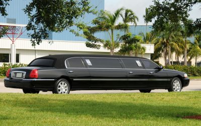 Arriving in Style How Limousine Service Miami FL Transforms Special Occasions