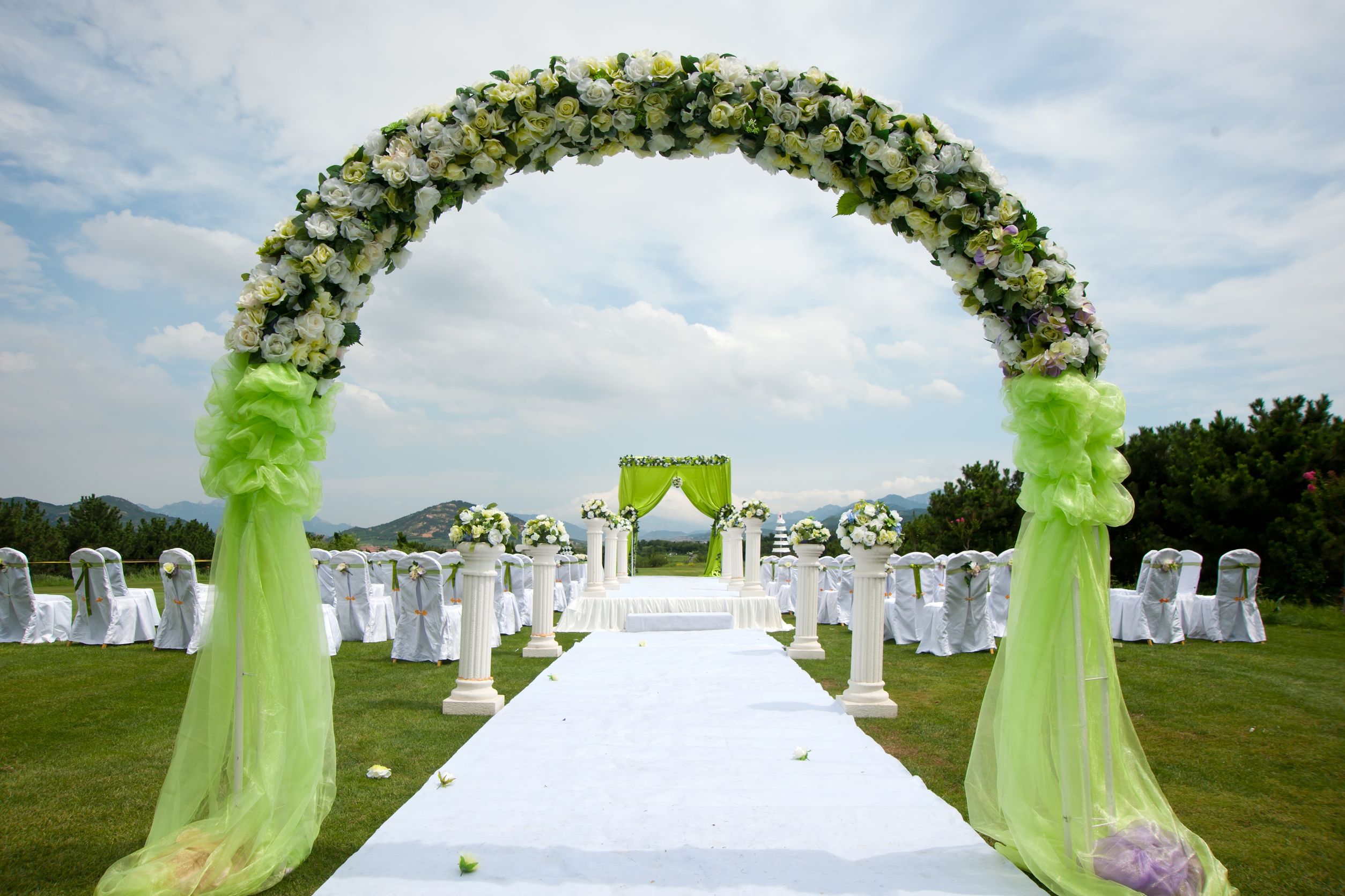 Enhance your corporate gathering with event floral design, Washington, D.C., experts recommend