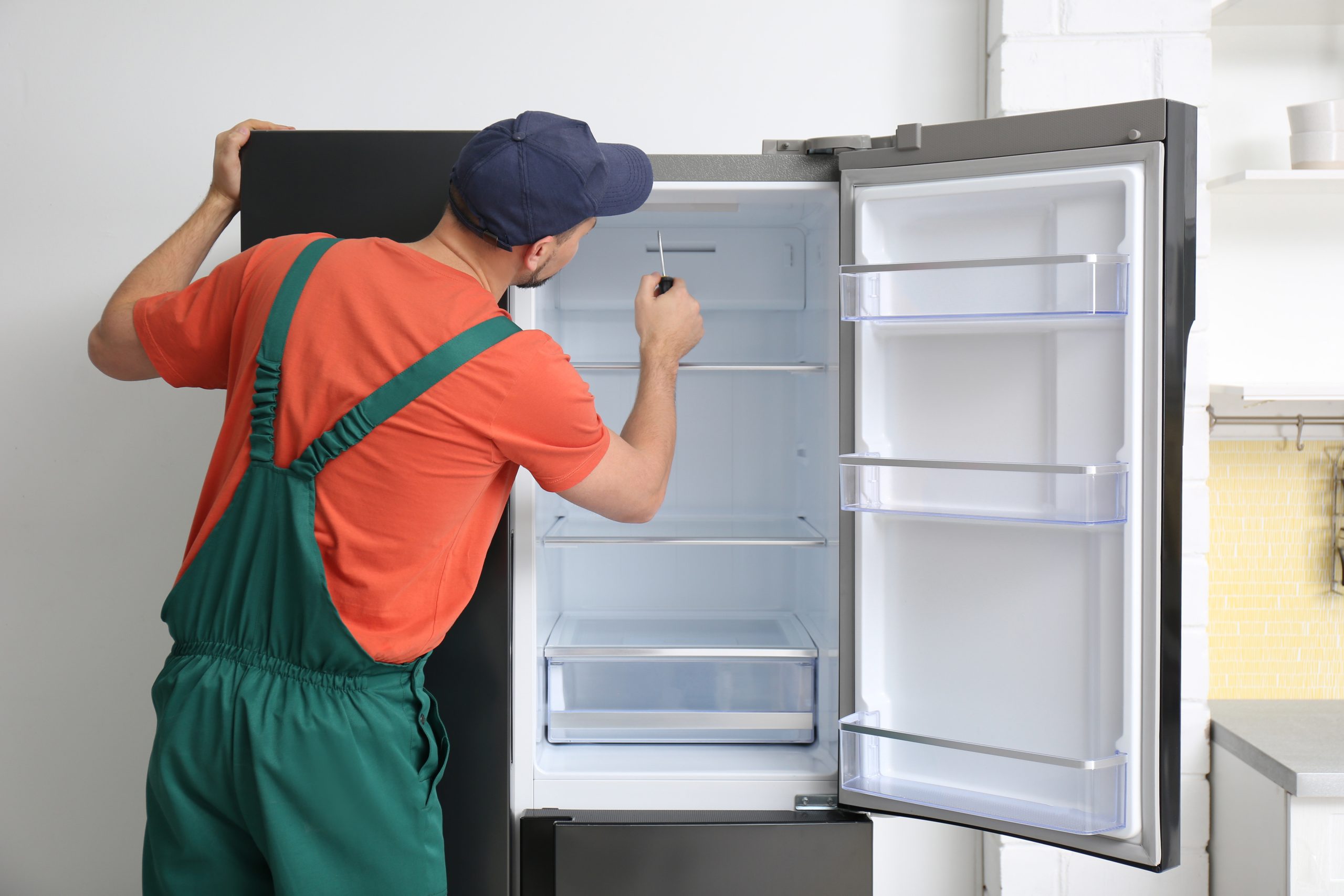 Essential Maintenance Tips Before Booking Freezer Repair in Phoenix, AZ Experts