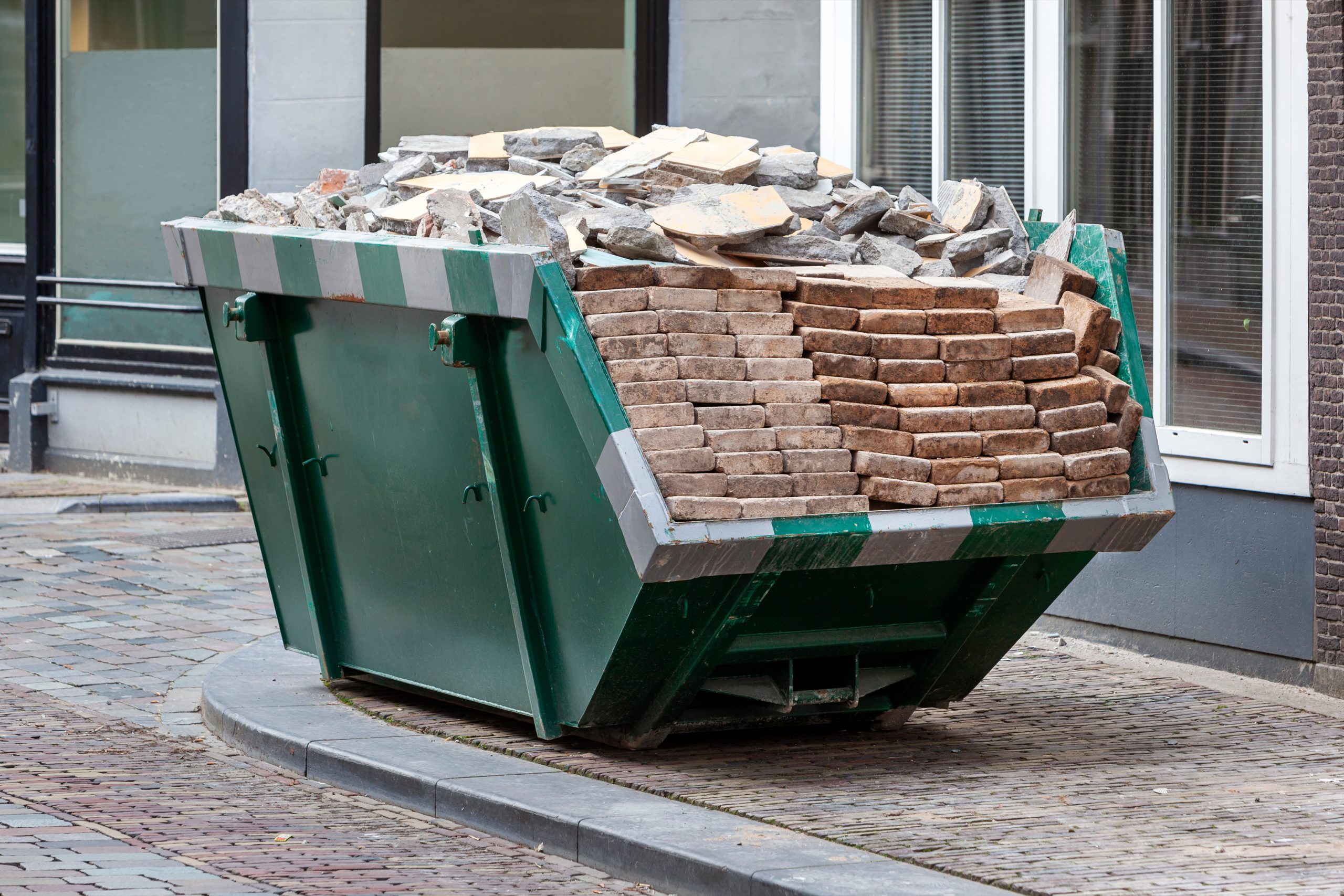 Streamlined Renovation Projects Start With Construction Debris Removal in Hayward, CA